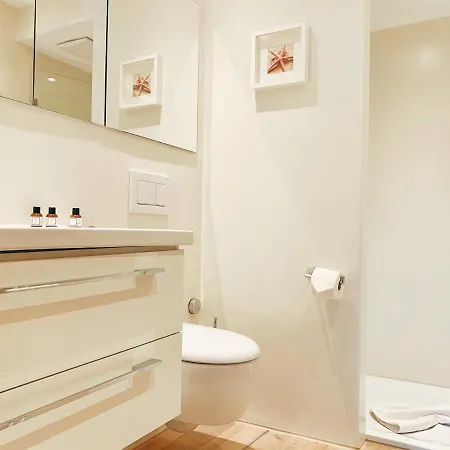 Rehwiesa A33 أروسا